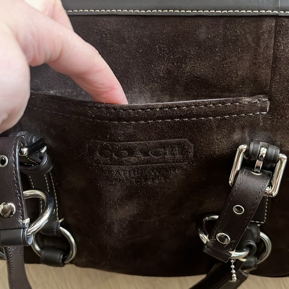 Coach East Gallery shoulder bag in suede leather, brown, Y2K, boho - Picture 10 of 17